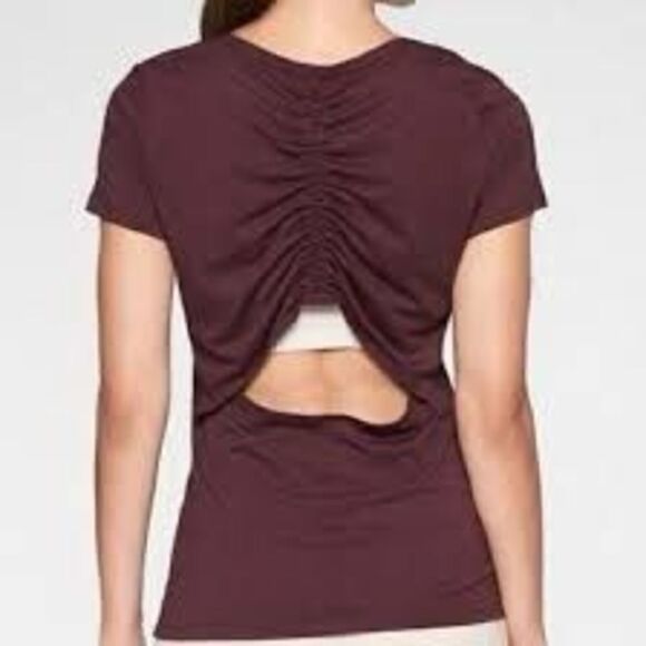 Athleta Tops - Athleta Women's Encore Plum Crewneck Athletic Tee Top Size M